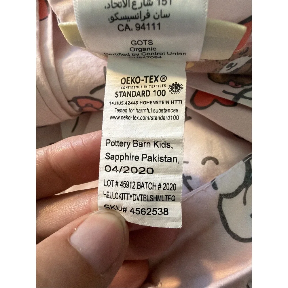 Pottery Barn Hello Kitty Classic Hearts Full/Qn Duvet Cover EUC Organic Cotton